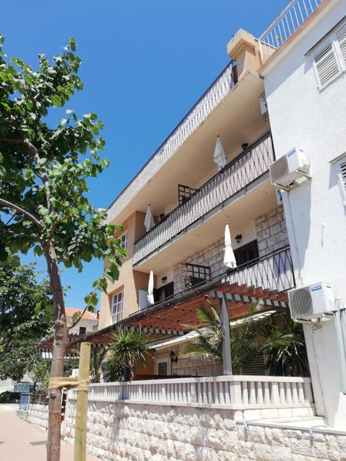 Apartmani Maris Макарска Экстерьер фото